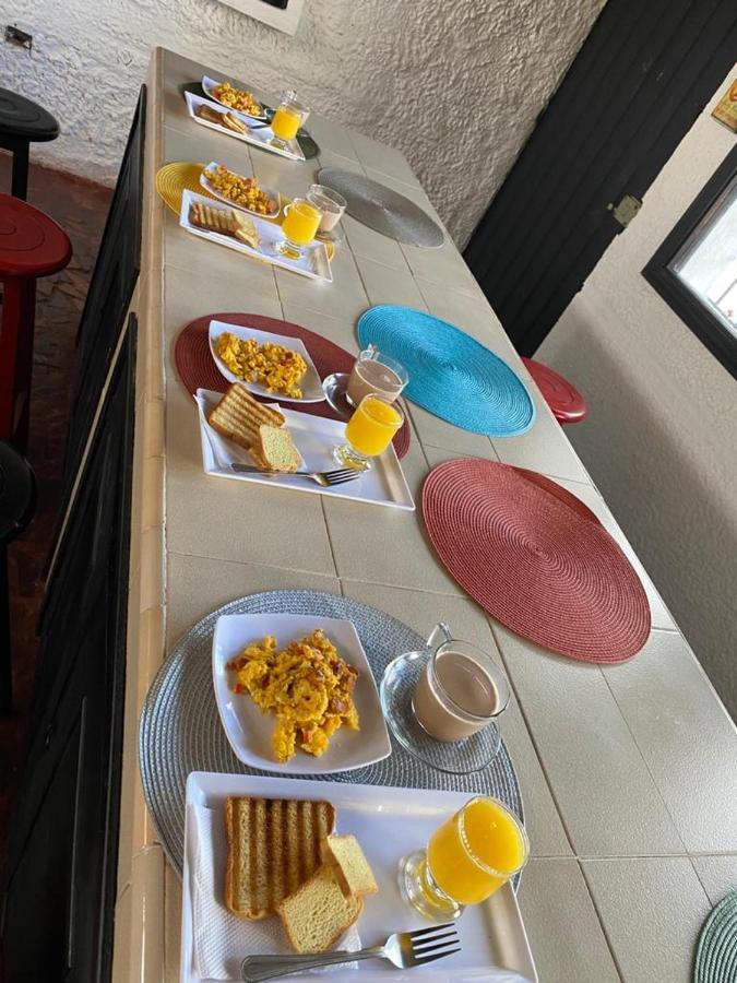 Club Aviva Guatavita - Hostel - Restaurante, Disco & Bar 외부 사진