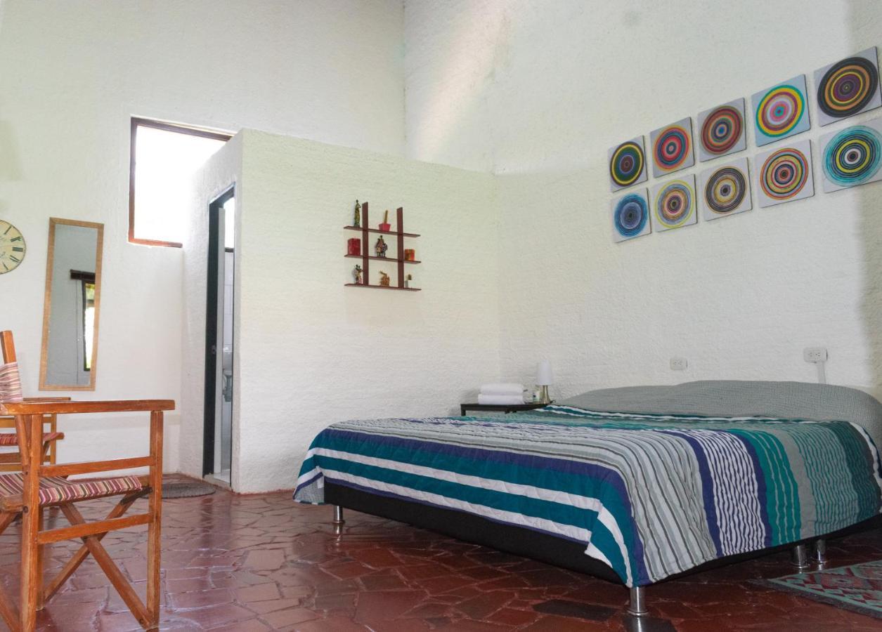 Club Aviva Guatavita - Hostel - Restaurante, Disco & Bar 외부 사진